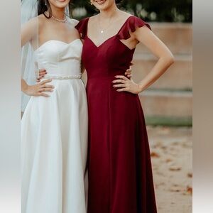 Azazie Everett in Cabernet size 4